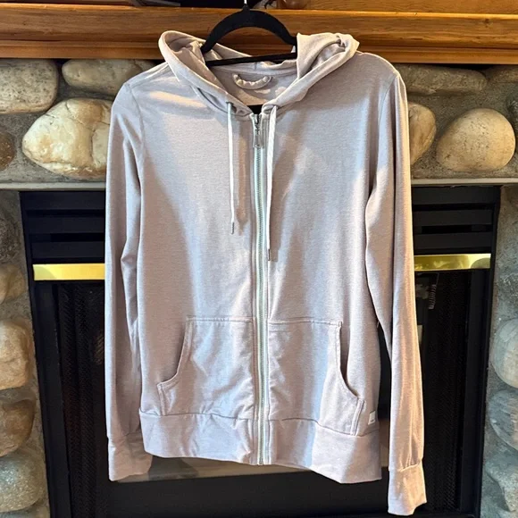 Vuori Performance Dusty Pink Hoodie - Picture 1 of 4